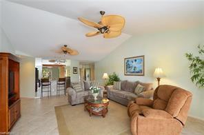 6260 Bellerive Ave-Unit -4-407 in Naples, FL - Foto de edificio - Building Photo