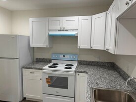 Orleans Apartments in Lake Charles, LA - Building Photo