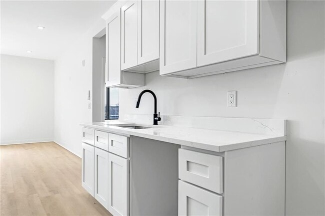 property at 50 Murray St