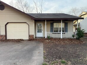 2403 N Jay St in Claremore, OK - Building Photo - Building Photo