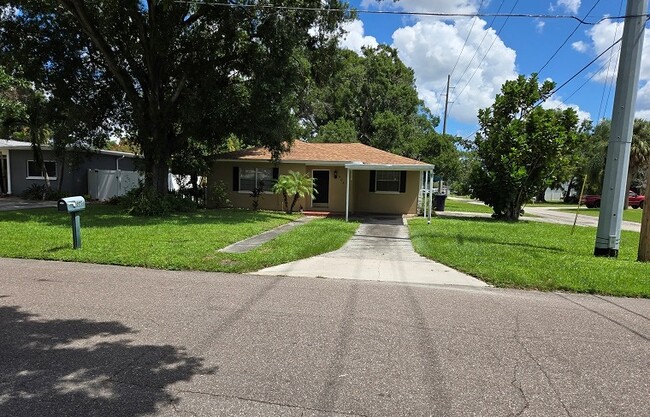 property at 803 N Gomez Ave