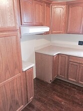 1682 Beatrice St in Westland, MI - Building Photo - Building Photo