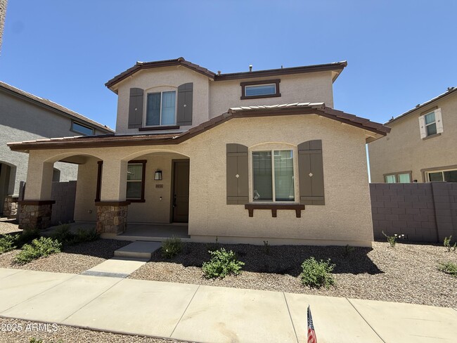 property at 9938 W Piccadilly Rd