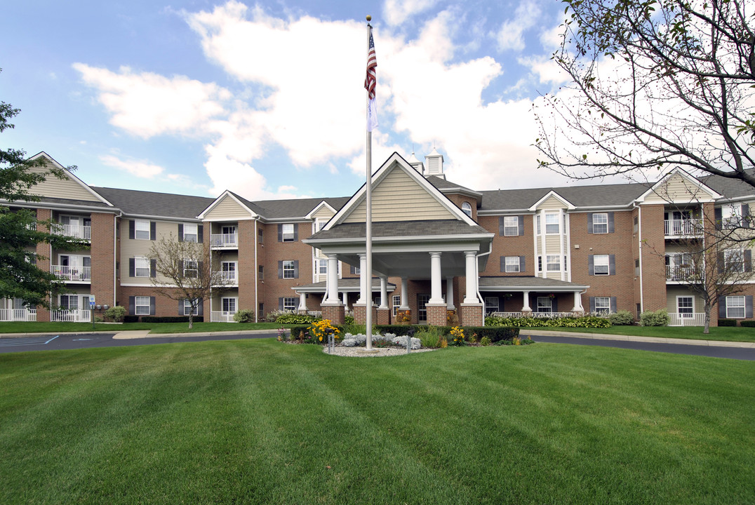 Elmhaven Manor 55+ Senior Community in Pontiac, MI - Foto de edificio