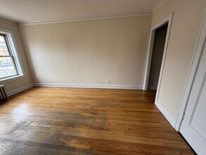 2107 Grove Ave in Berwyn, IL - Building Photo - Building Photo