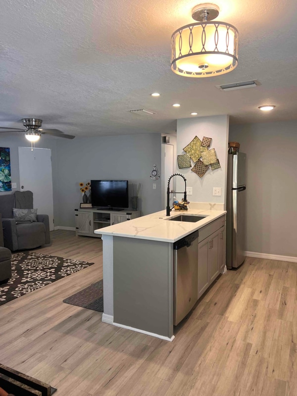 property at 3823 42nd St