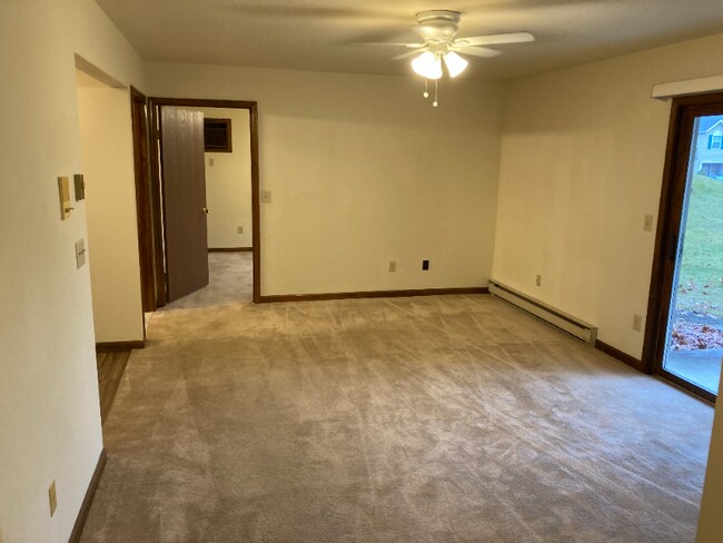 1949 Western Ave-Unit -603 in Albany, NY - Building Photo - Building Photo