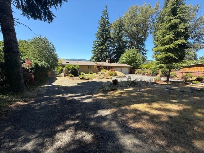 property at 5711 Black Lake Belmore Rd SW