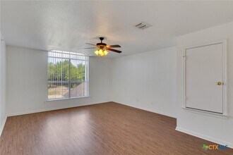 3146 Douglas Fir Dr in New Braunfels, TX - Building Photo - Building Photo