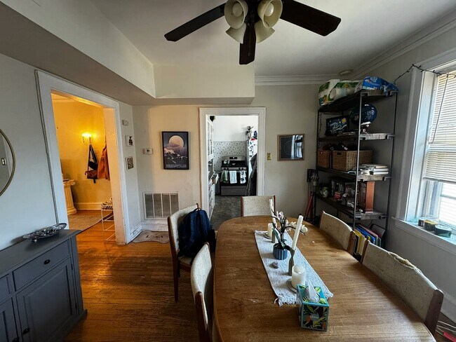 3709 N Hoyne Ave in Chicago, IL - Building Photo - Building Photo