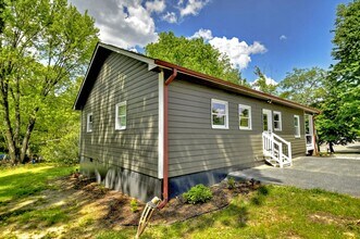 92 Asbury St in Epworth, GA - Building Photo - Building Photo