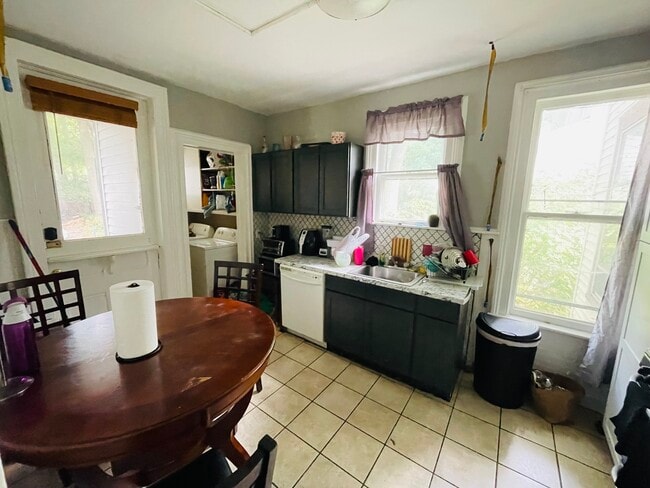 58 North St in Binghamton, NY - Foto de edificio - Building Photo