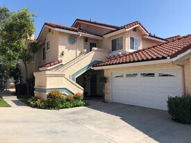 16 Pantano in Rancho Santa Margarita, CA - Building Photo