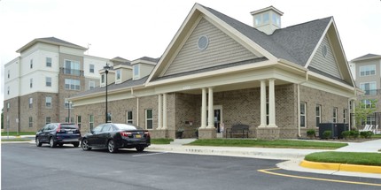 Orchard Ridge at Jackson Village in Fredericksburg, VA - Foto de edificio - Building Photo