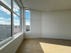 60 Brighton Ave, Unit 519 in Boston, MA - Building Photo - Building Photo
