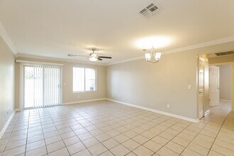 947 E Via Elena St in Goodyear, AZ - Building Photo - Building Photo