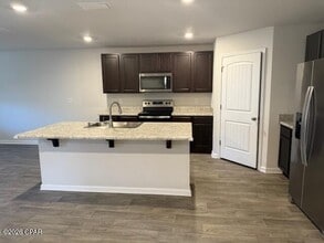 3215 Josie St in Panama City, FL - Building Photo - Building Photo