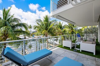 151 Isle of Venice Dr in Fort Lauderdale, FL - Building Photo - Building Photo