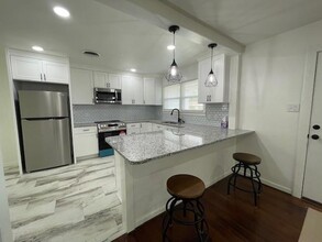 1460 Glenhaven Dr in Abilene, TX - Foto de edificio - Building Photo
