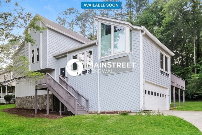property at 587 Farmbrook Trail NE
