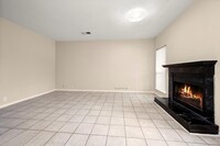 2428 Bering Dr in Houston, TX - Building Photo - Building Photo