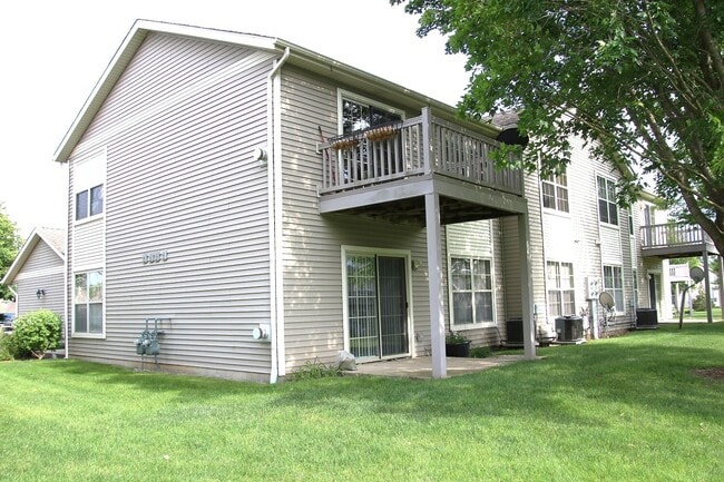 957 Arvle Cir in Sycamore, IL - Building Photo - Building Photo