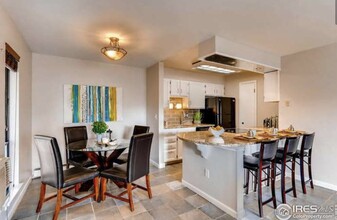 2800 Kalmia Ave, Unit A317 in Boulder, CO - Building Photo - Building Photo