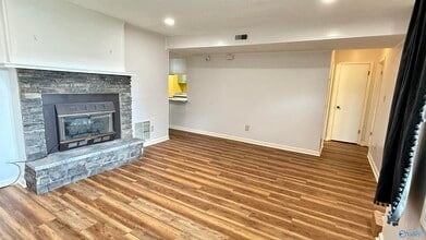 1217 Catskill Cir SE in Huntsville, AL - Building Photo - Building Photo