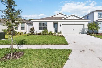1649 Groveline Rd in St. Cloud, FL - Building Photo - Building Photo