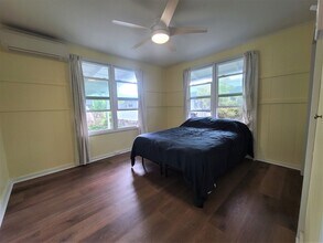 738 Hoopuni Dr in Kailua, HI - Building Photo - Building Photo