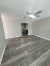 8222 Hagin St in Douglasville, GA - Building Photo - Building Photo