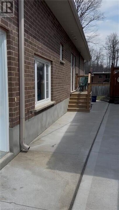 195 Franklin St N in Kitchener, ON - Building Photo