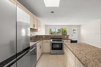 6732 Washington Pl in Bradenton, FL - Building Photo - Building Photo