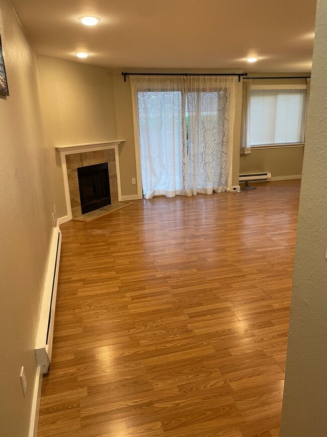 2020 Grant Ave S
