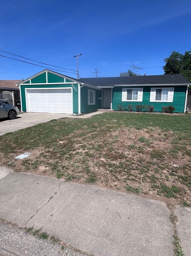 property at 5333 North Pkwy