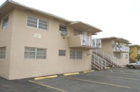 Marj II Apartments in Hialeah, FL - Foto de edificio - Building Photo