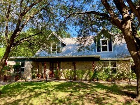 6809 Duquesne Dr in Austin, TX - Building Photo