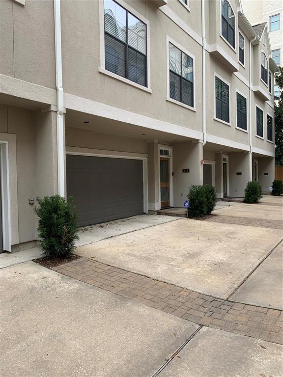 2210 Mid Ln in Houston, TX - Foto de edificio - Building Photo