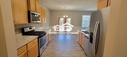 996 Maple Leaf Dr in Mcdonough, GA - Building Photo - Building Photo