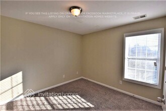 22 Sundance Dr in Douglasville, GA - Foto de edificio - Building Photo