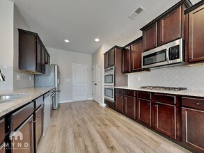 409 Atlas Ct in Locust Grove, GA - Building Photo - Building Photo