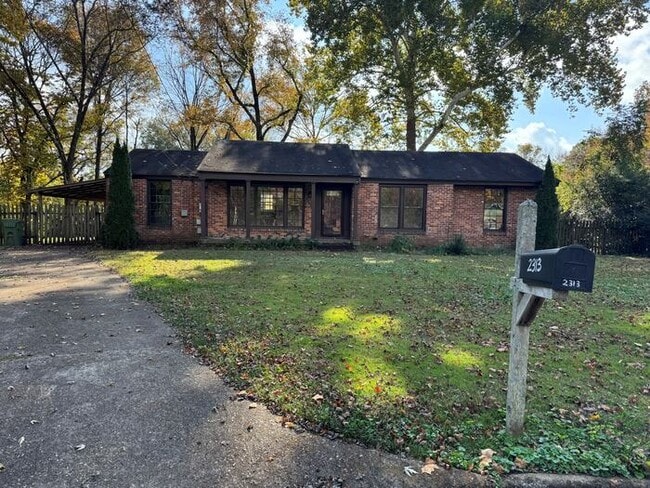 2313 Lynn Rd NW in Huntsville, AL - Building Photo - Building Photo