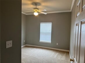 18302 Bridle Club Dr in Tampa, FL - Building Photo - Building Photo