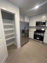 112 Stran St in Wharton, TX - Building Photo - Building Photo