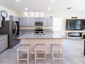 2910 Boxwood Grove Row in Wesley Chapel, FL - Building Photo - Building Photo