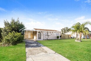 139 Harrison St in Lake Wales, FL - Building Photo