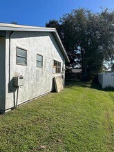 461 SW Byron St in Port St. Lucie, FL - Building Photo - Building Photo