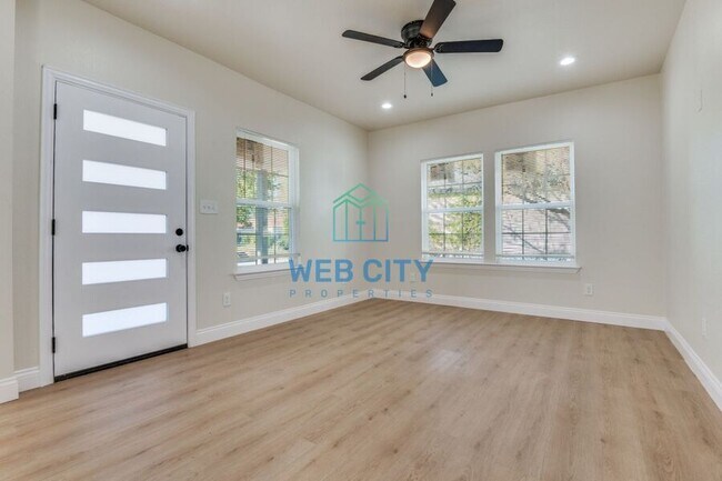 4900 Leland Ave in Dallas, TX - Building Photo - Building Photo