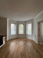 1851 Columbia Rd NW, Unit 107 in Washington, DC - Foto de edificio - Building Photo