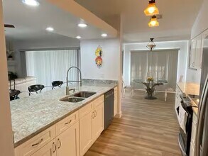 405 Bayside Ln in Nokomis, FL - Building Photo - Building Photo